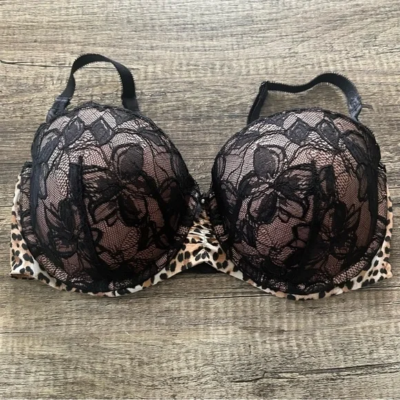 Victoria's Secret Cheetah Print Bra Size 36D - Picture 6 of 9